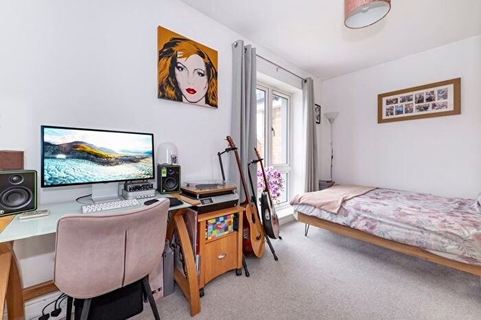 3 Bedroom Semi-Detached House For Sale In Woodpecker View, Crowborough, TN6