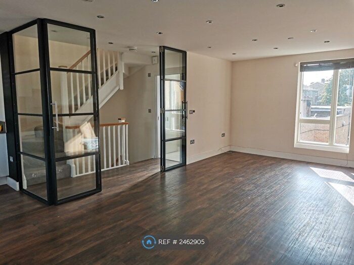 3 Bedroom Terraced House To Rent In Cavendish Road, Balham, SW12