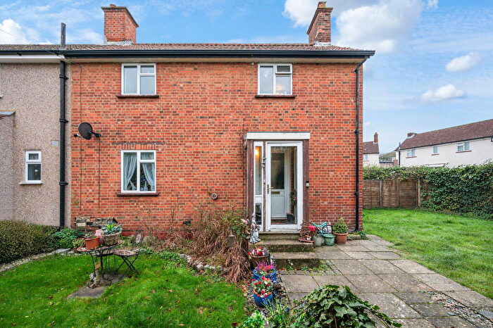 3 Bedroom End Of Terrace House For Sale In Ruthen Close, Epsom, KT18