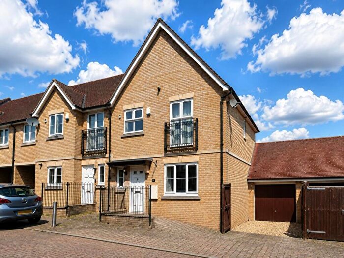 3 Bedroom House For Sale In Darwin Close, Medbourne, Milton Keynes, MK5