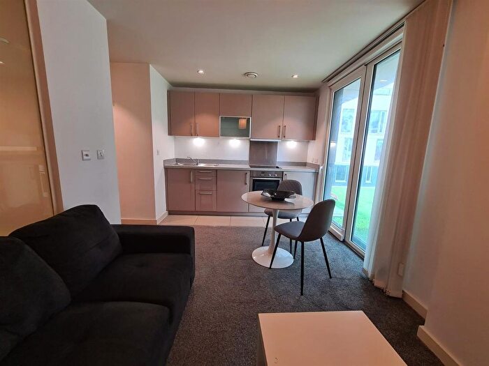 1 Bedroom Flat To Rent In Spectrum, Block, Blackfriars Road, M3