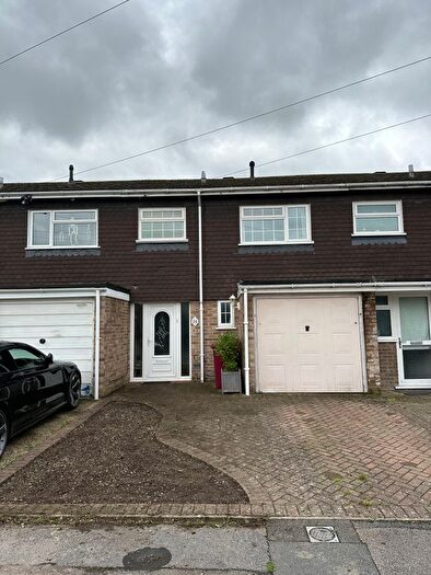 3 Bedroom Terraced House To Rent In Salford Close, Reading, RG2