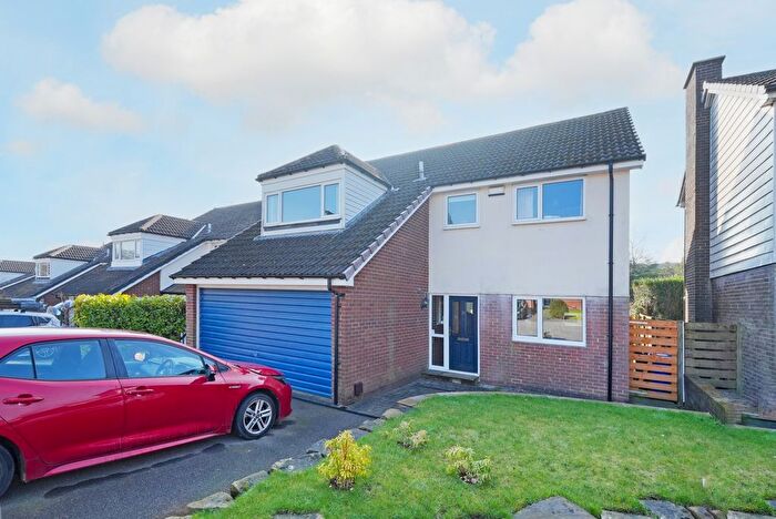 4 Bedroom Detached House For Sale In The Ridge, Lodge Moor, Sheffield, S10