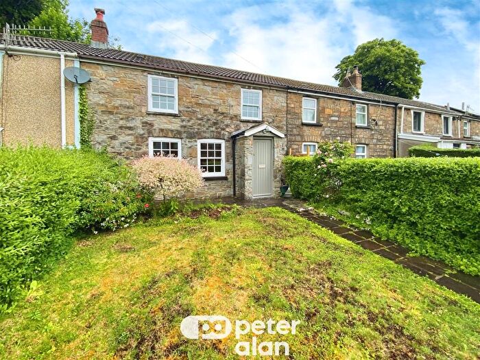 3 Bedroom Terraced House To Rent In Forge Row, Aberdare, CF44