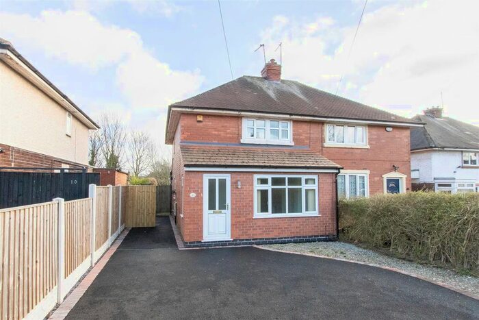 2 Bedroom Semi-Detached House To Rent In Cliff Crescent, Radcliffe-On-Trent, Nottingham, NG12