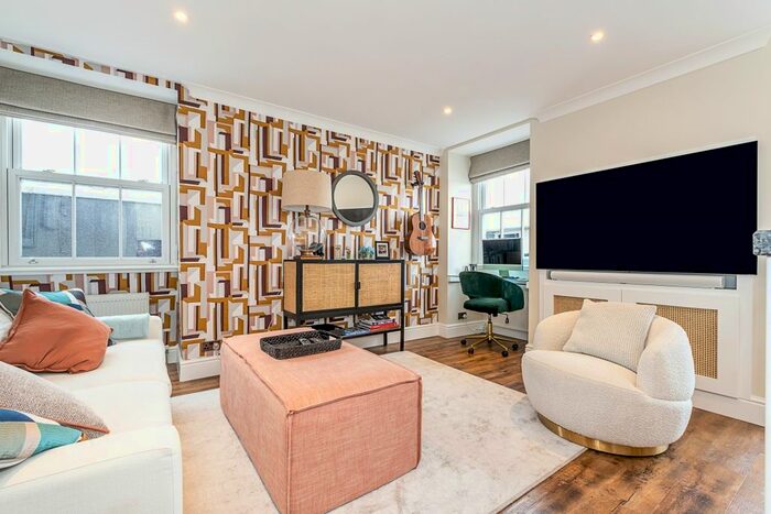 1 Bedroom Flat To Rent In St. Georges Drive, London, SW1V