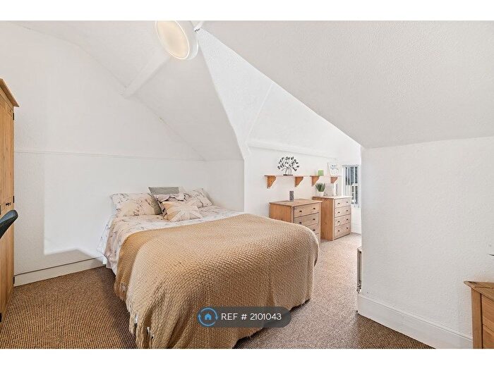 8 Bedroom Semi-Detached House To Rent In Allendale Road, Plymouth, PL4
