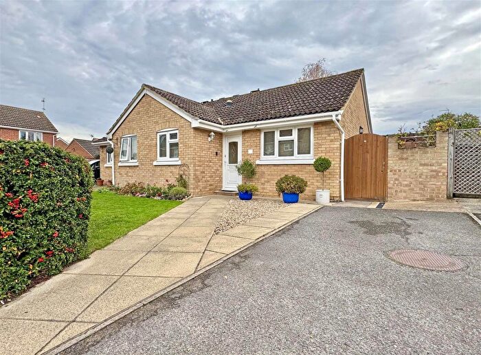 2 Bedroom Bungalow For Sale In Ellen Way, White Court, Great Notley, Braintree, CM77