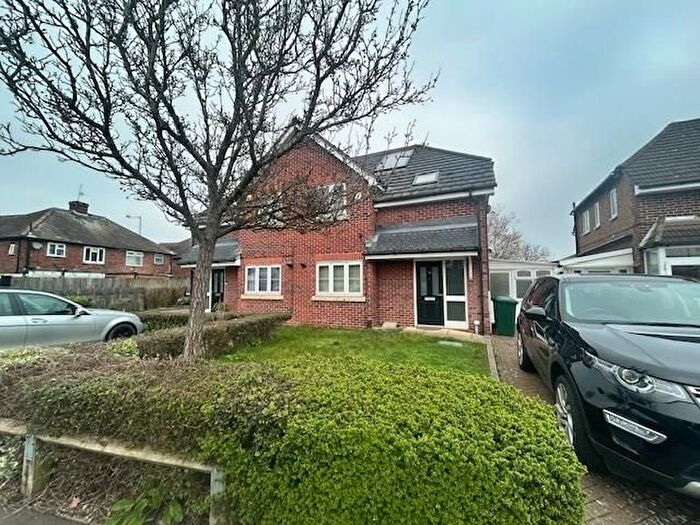 3 Bedroom Detached House To Rent In Desford Way, Ashford, TW15