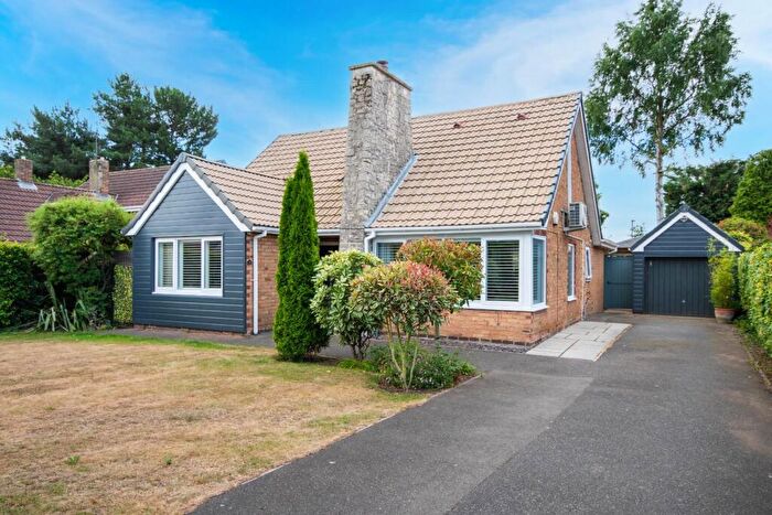 3 Bedroom Detached Bungalow For Sale In Ingham Road, Bawtry, Doncaster, DN10