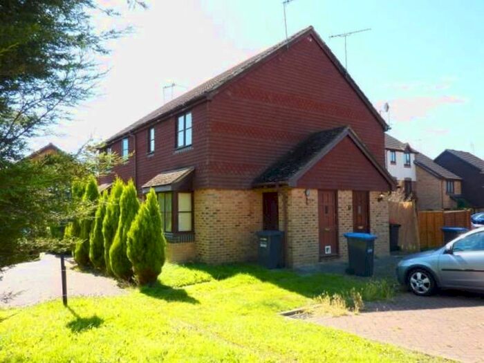 1 Bedroom Terraced House To Rent In San Feliu Court, East Grinstead, RH19