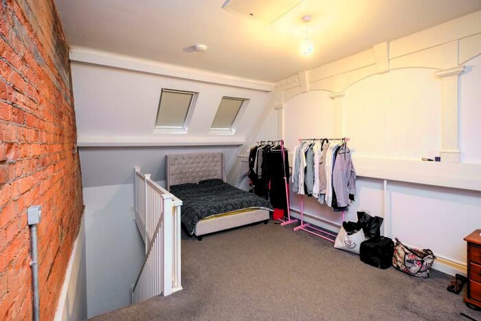 1 Bedroom Apartment To Rent In Crocketts Lane, Smethwick, Birmingham, B66