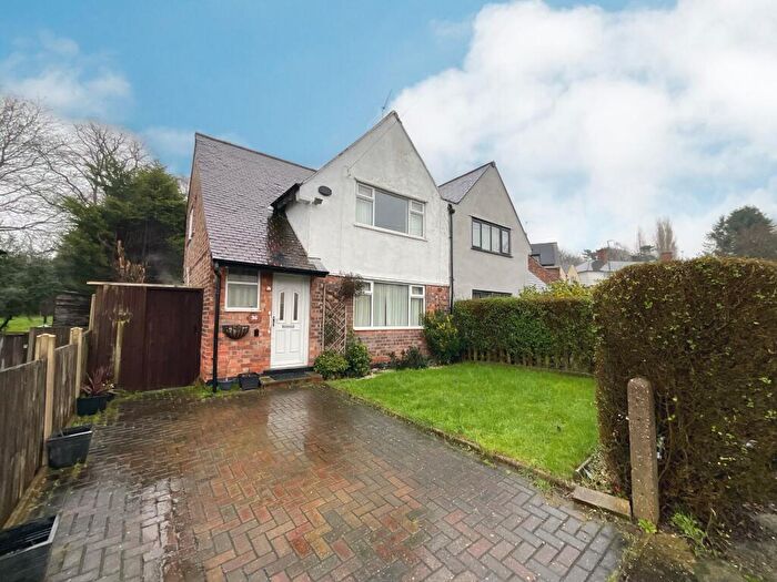 3 Bedroom Semi Detached House For Sale In Danethorpe Vale, Nottingham, NG5