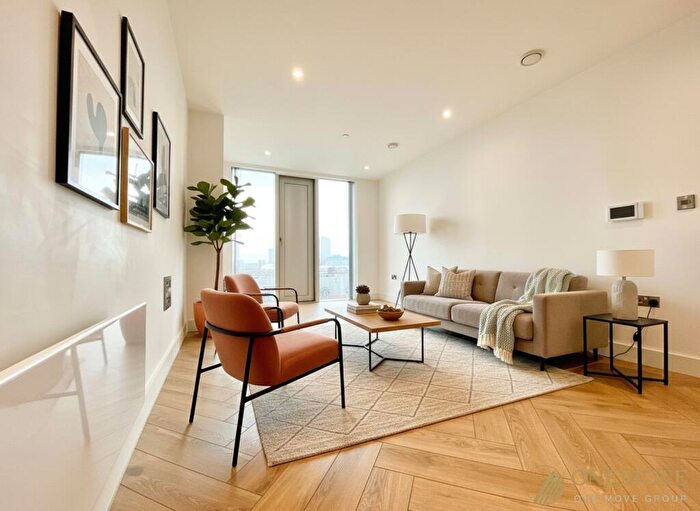 2 Bedroom Flat To Rent In Victoria Residence, Manchester, M15