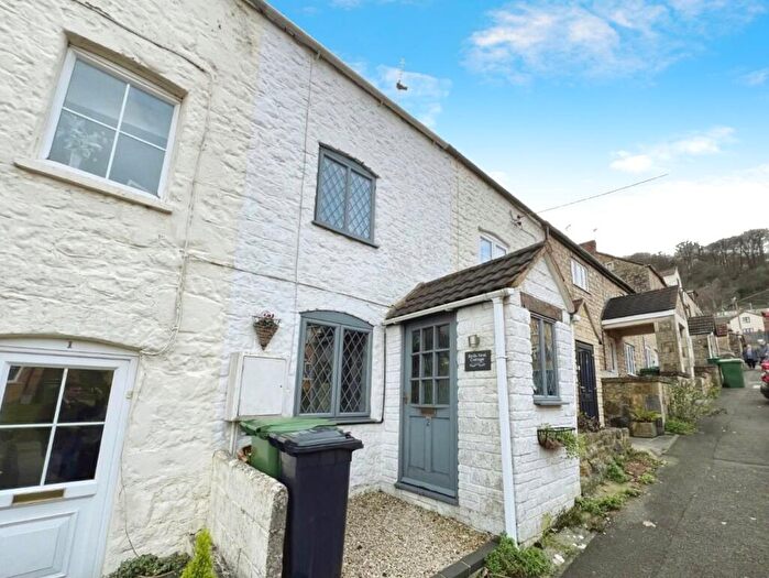 2 Bedroom Cottage For Sale In Union Street, Dursley, GL11