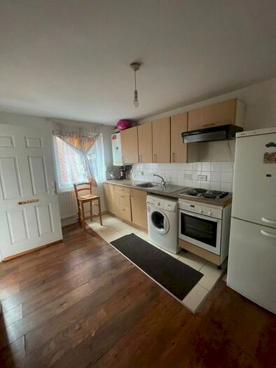 1 Bedroom Flat To Rent In John Street, Luton, LU1