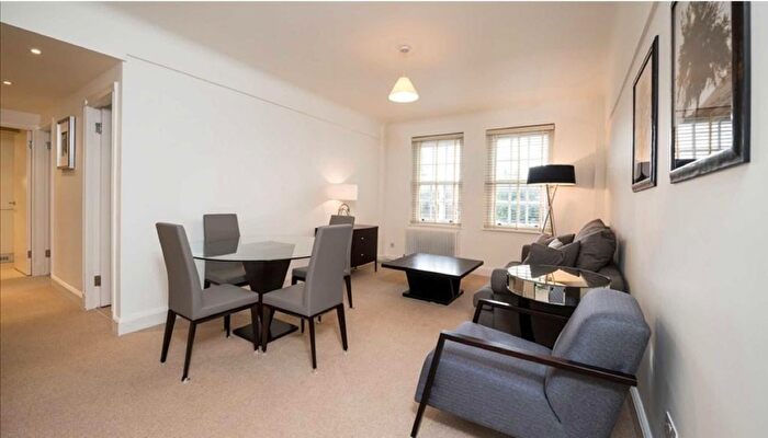 1 Bedroom Flat To Rent In Pelham Court, Fulham Road, South Kensington, SW3