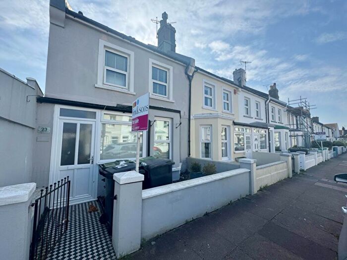 6 Bedroom Terraced House For Sale In Carlton Road, Eastbourne, BN22