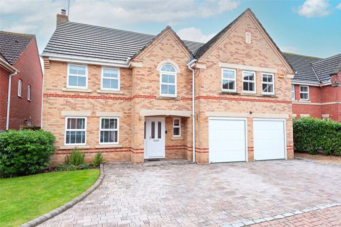 6 Bedroom Detached House For Sale In Holder Close, Shinfield, Reading, Berkshire, RG2