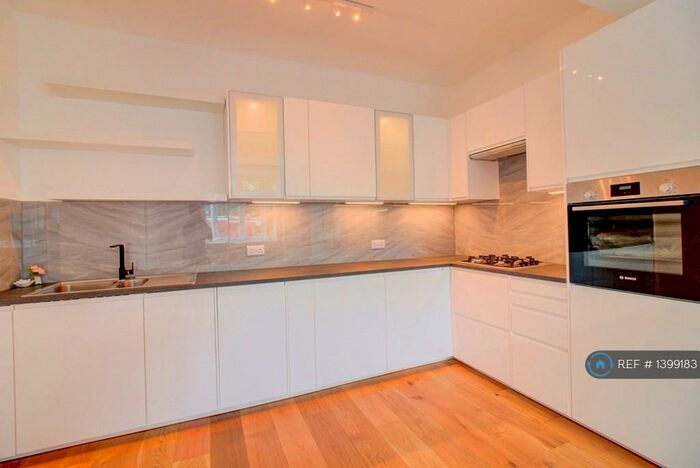 1 Bedroom Flat To Rent In Harold Road, London, SE19