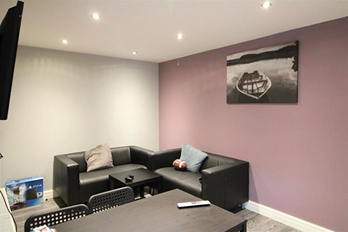 4 Bedroom Private Halls To Rent In Allandale Gardens, Lancaster, LA1