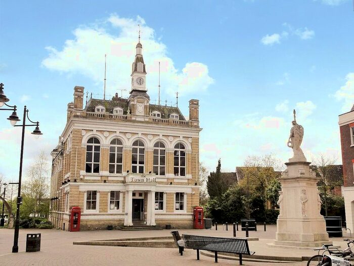 2 Bedroom Flat To Rent In Old Town Hall, Market Square, Staines-Upon-Thames, Surrey, TW18