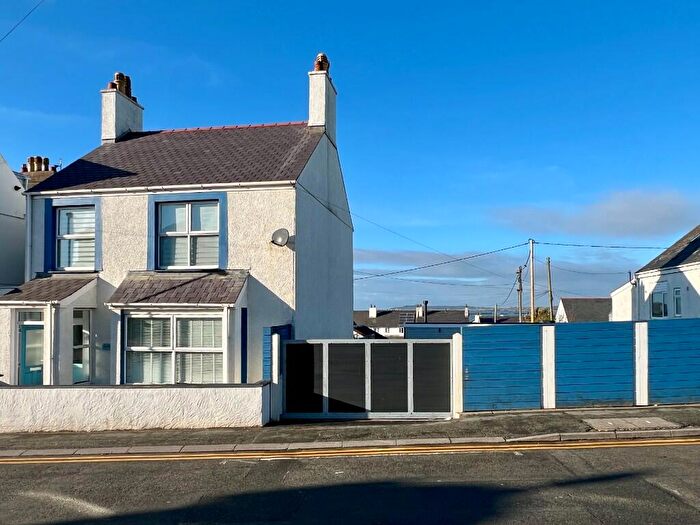6 Bedroom House For Sale In Station Road, Rhosneigr, LL64