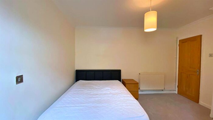1 Bedroom Flat To Rent In Redland, Bristol, BS6