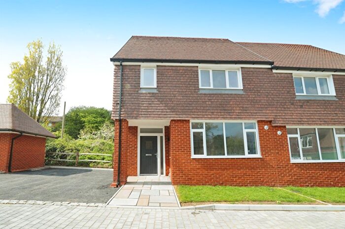 3 Bedroom Semi-Detached House For Sale In Market Gardens, Fairlight, Hastings, TN35