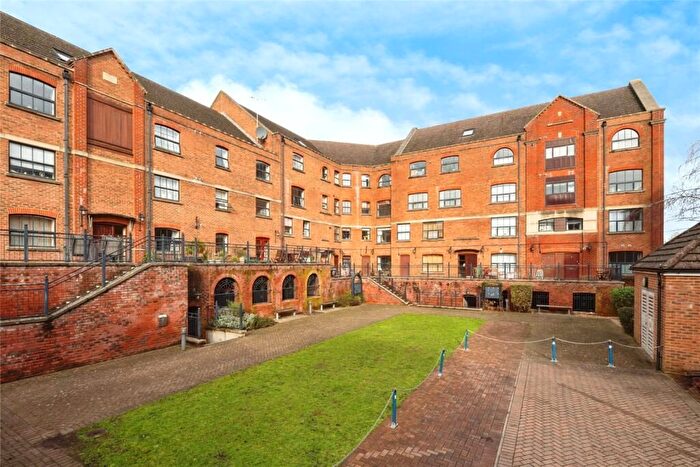 2 Bedroom Property To Rent In Whitefriars Wharf, Tonbridge, TN9