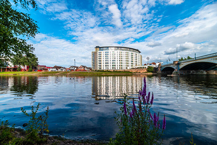 2 Bedroom Apartment To Rent In The Waterside Apartments, West Bridgford, NG2