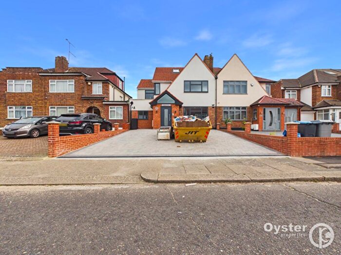 5 Bedroom Terraced House To Rent In Chapman Crescent, Harrow, HA3