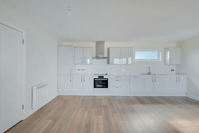 1 Bedroom Apartment To Rent In Brent Street, London, NW4