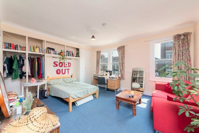 4 Bedroom Flat To Rent In Fairbridge Road, Archway, N19