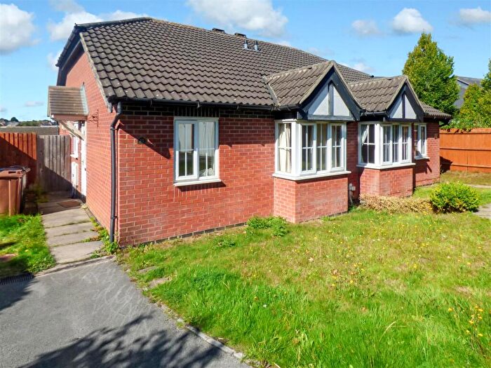 2 Bedroom Semi-Detached Bungalow To Rent In Outram Drive, Swadlincote, DE11
