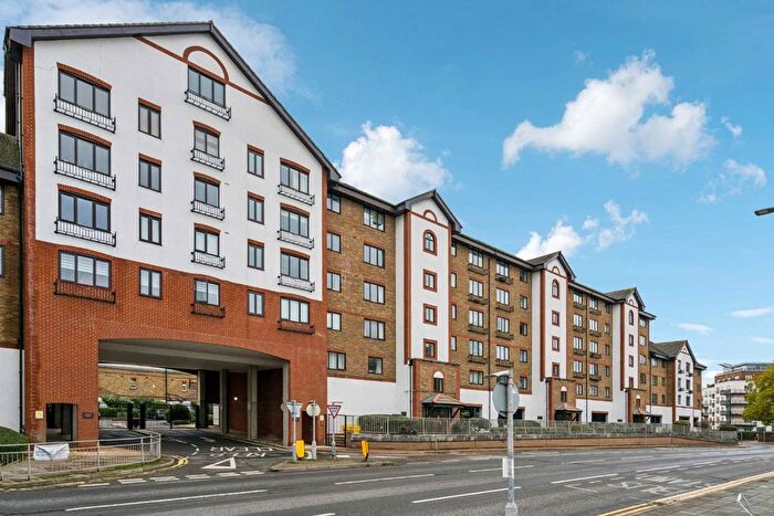 3 Bedroom Flat To Rent In Sopwith Way, Kingston Upon Thames, KT2