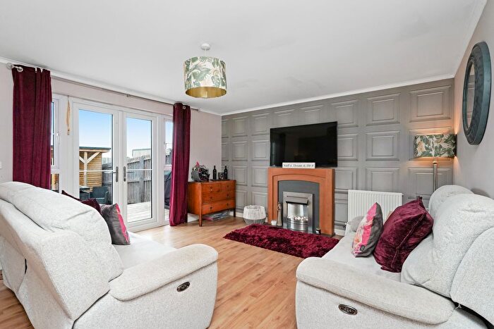 3 Bedroom Terraced House For Sale In Ryndale Drive, Dalkeith, EH22
