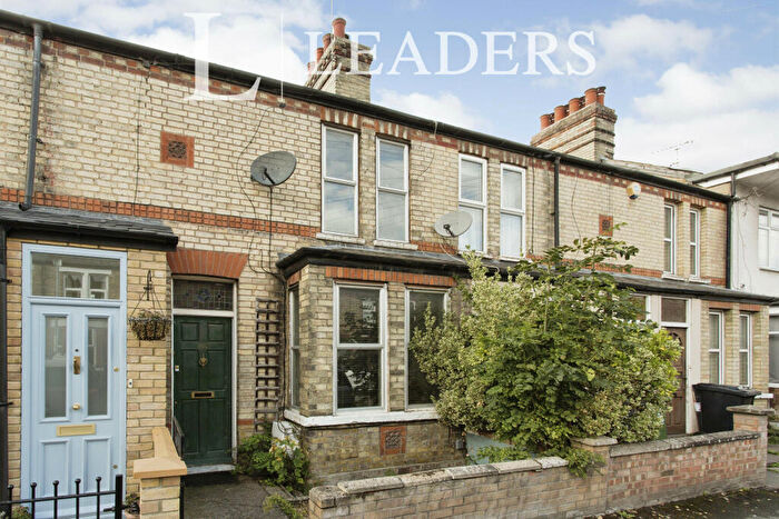3 Bedroom Terraced House To Rent In Cowper Road, Cambridge, CB1