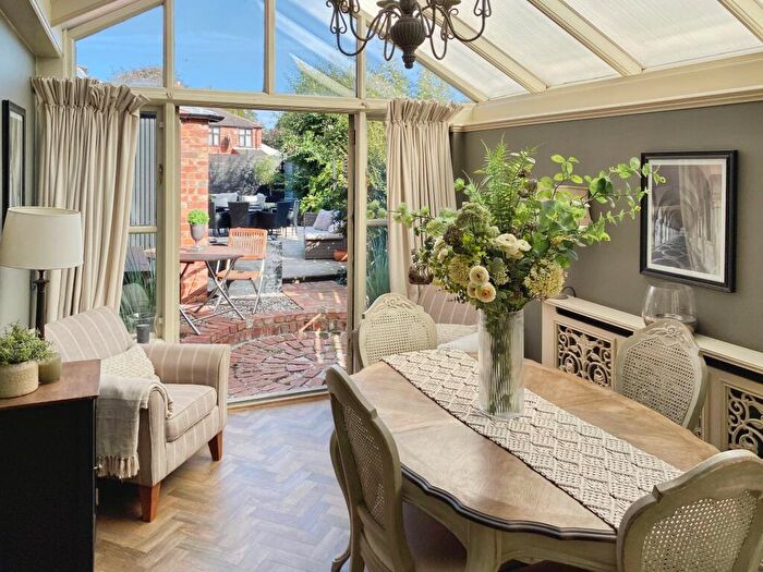 4 Bedroom End Of Terrace House For Sale In Ferrestone Road, Wellingborough, NN8