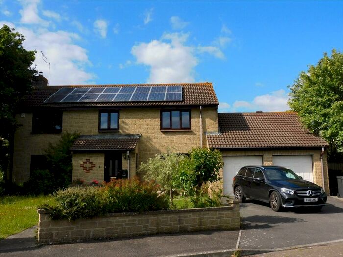4 Bedroom Detached House To Rent In Old School Close, Yeovil, Somerset, BA21