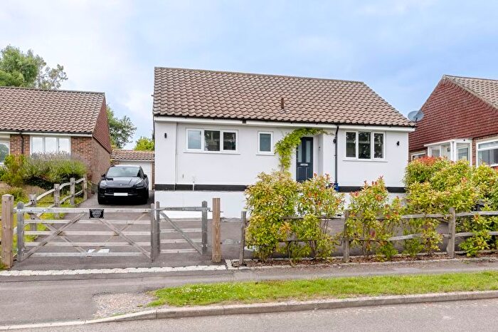 2 Bedroom Detached Bungalow For Sale In High Cross Fields, Crowborough, TN6