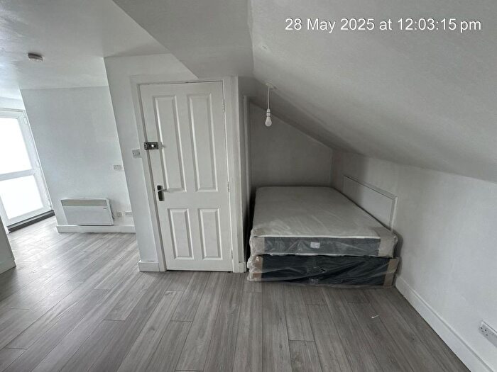 Studio To Rent In High Street North, London, E6