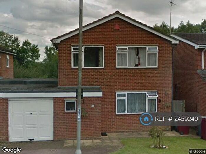 3 Bedroom Detached House To Rent In Tallis Lane, Reading, RG30