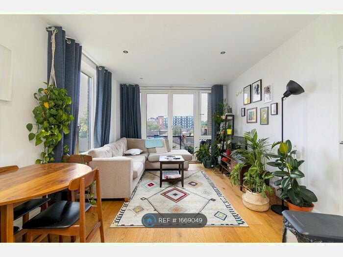 2 Bedroom Flat To Rent In North Mill Apartments, London, E8