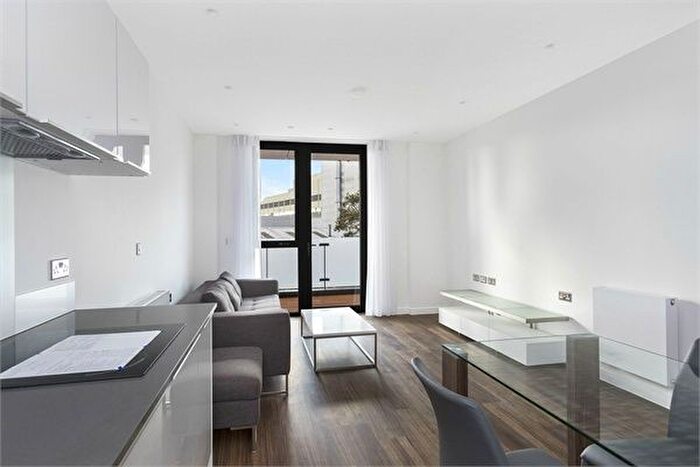 1 Bedroom Flat To Rent In Hornbeam House, Quebec Way, London, SE16