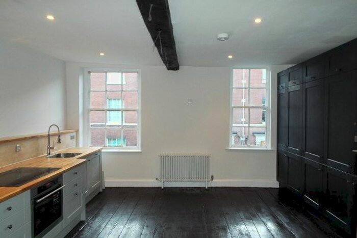 2 Bedroom Flat To Rent In Bore Street, Lichfield, WS13