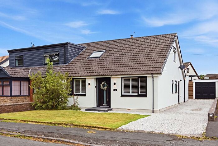 4 Bedroom Semi Detached Bungalow For Sale In Hurst Lane, Rawtenstall, Rossendale, BB4