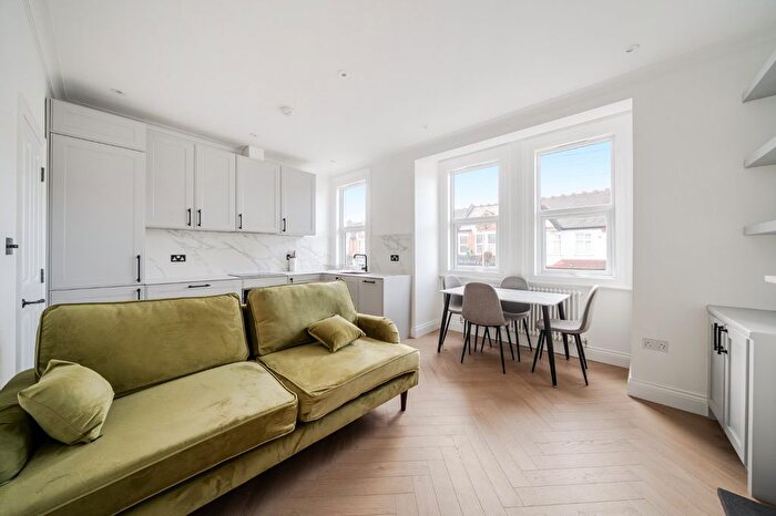 2 Bedroom Property For Sale In Moyser Road, Furzedown, London, SW16