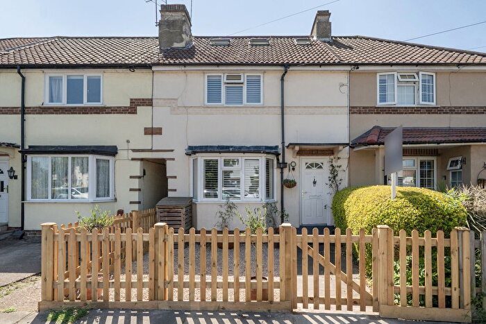 4 Bedroom Semi Detached House For Sale In Longford Road, Twickenham, TW2
