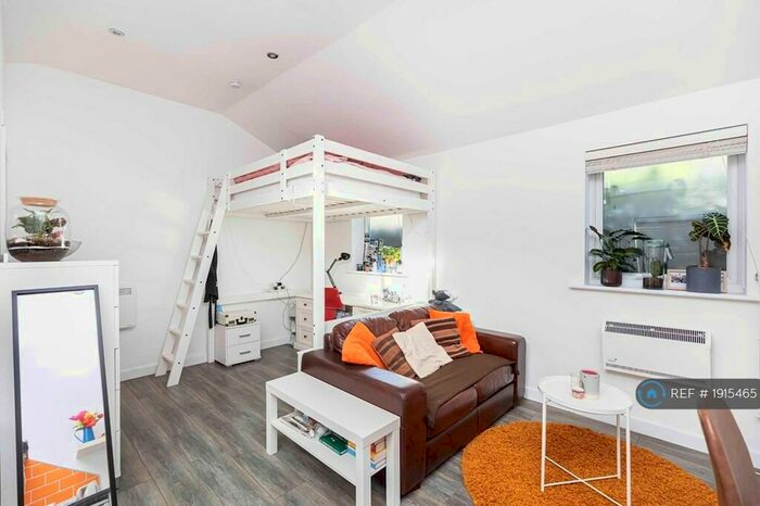 Studio To Rent In Knyveton Road, Bournemouth, BH1